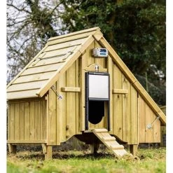 ChickenGuard Premium Automatische Deurwachter + Kippenhokdeur -Garden Pet & Animal Winkel chickenguard premium deurkit 1671098287 1 600