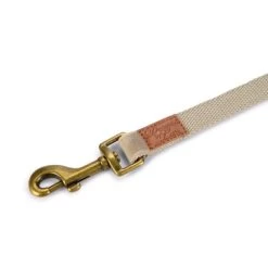 Hondenriem 'Velura' Fluweel Grijs 2 Cm - Designed By Lotte -Garden Pet & Animal Winkel designed by lotte velura hondenriem fluweel grijs 120cmx20mm 1601016254 142 600