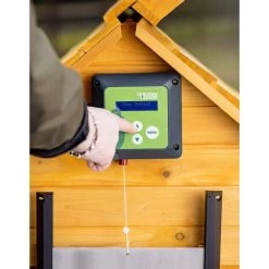 My Chicken Door Automatische Kippendeur - 23 × 34 Cm -Garden Pet & Animal Winkel set hokopener met timer deur 1669714973 2 600